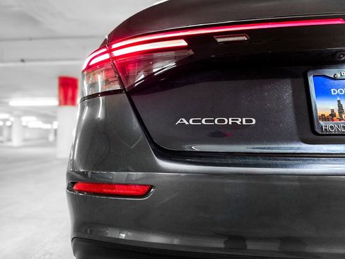 Used 2025 Honda Accord LX image 9
