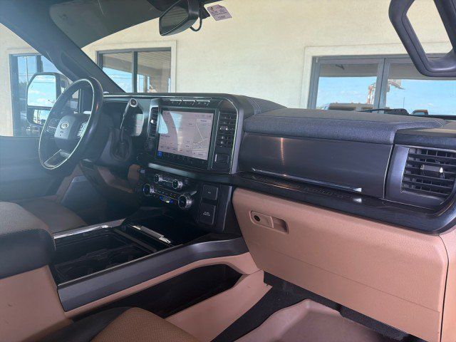 Used 2023 Ford F350 Lariat w/ Lariat Ultimate Package AWD/4WD image 27