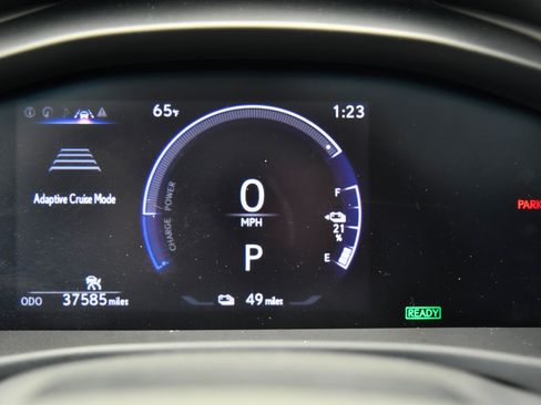 Used 2024 Lexus RZ 300e Premium image 39