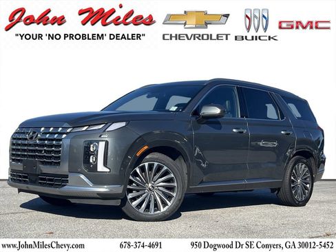 Used 2024 Hyundai Palisade Calligraphy image 1