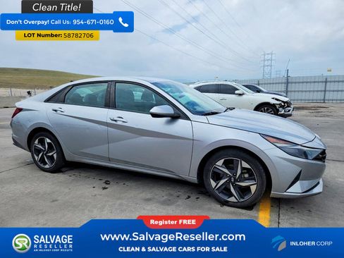 Used 2023 Hyundai Elantra SEL w/ Convenience Package FWD image 5