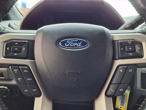 Used 2022 Ford F250 Lariat w/ Lariat Value Package image 16