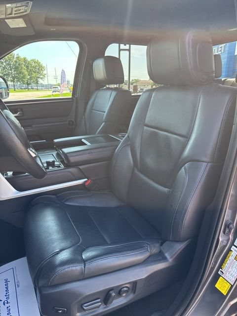 Used 2024 Toyota Tundra Platinum AWD/4WD image 15