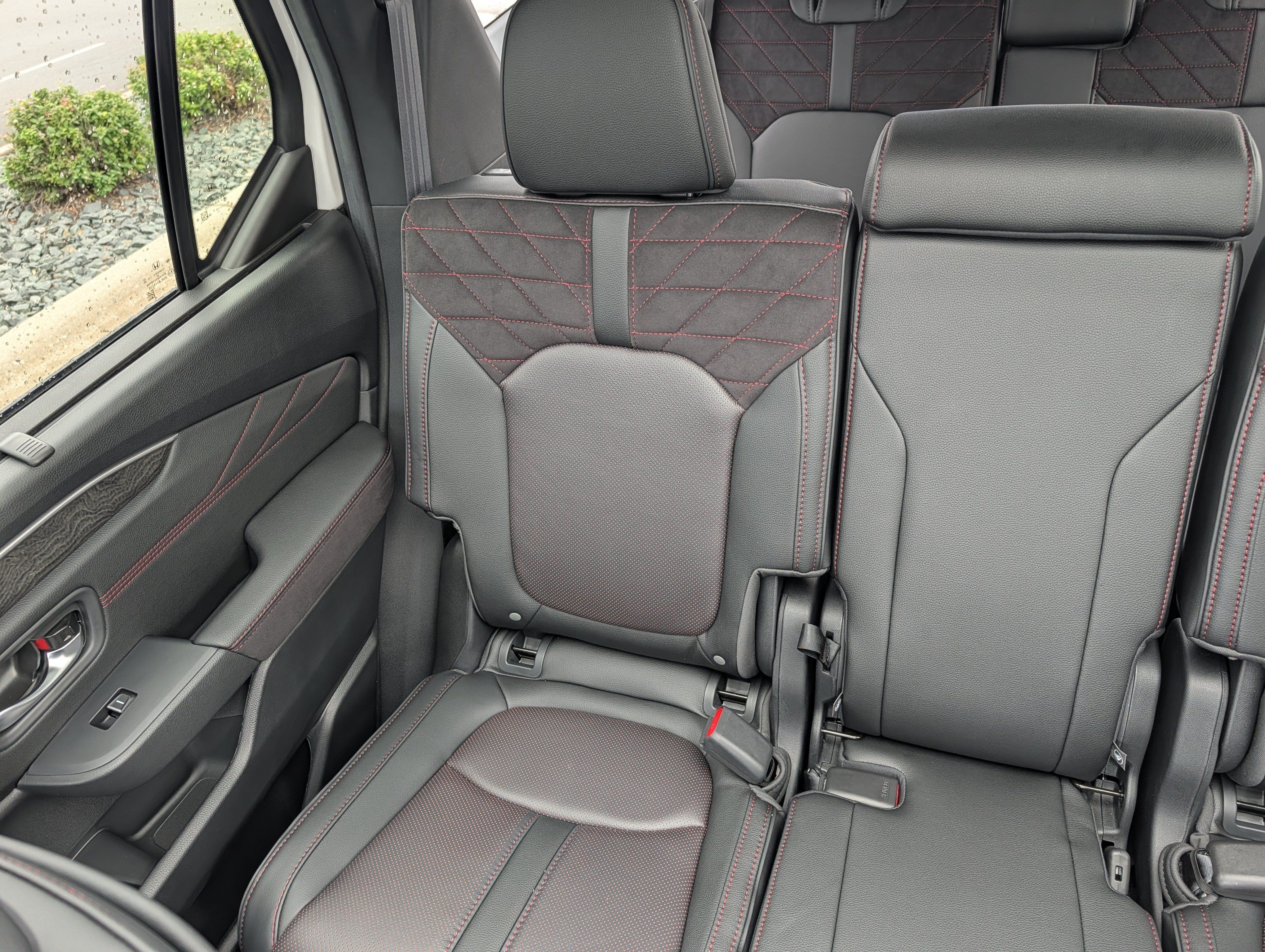 Certified 2026 Honda Pilot Black Edition image 12