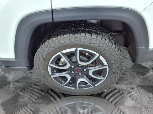 Used 2025 Jeep Compass Trailhawk AWD/4WD image 24