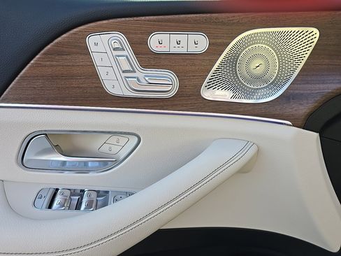 New 2026 Mercedes-Benz GLS 450 4MATIC image 13