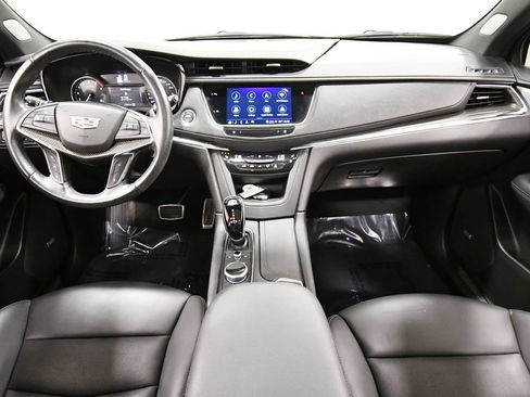 Used 2022 Cadillac XT5 Sportv AWD/4WD image 3