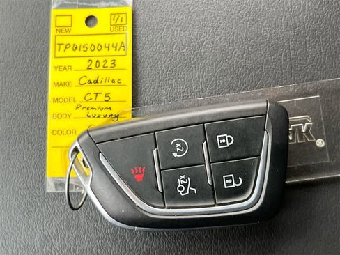 Used 2023 Cadillac CT5 Luxury image 35