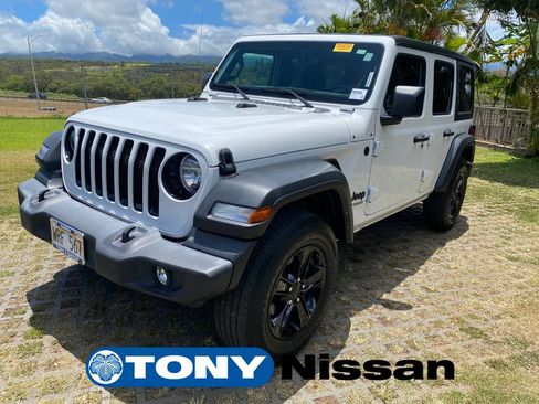 Used 2022 Jeep Wrangler Unlimited Sport AWD/4WD image 3