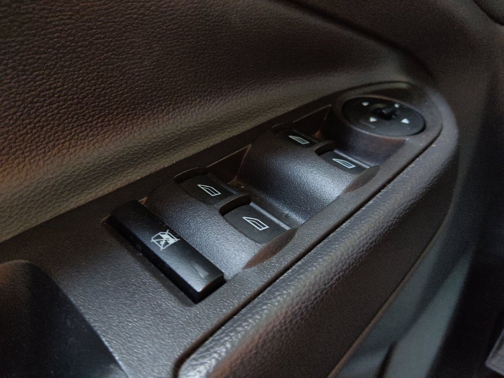 Used 2018 Ford Escape S FWD image 27