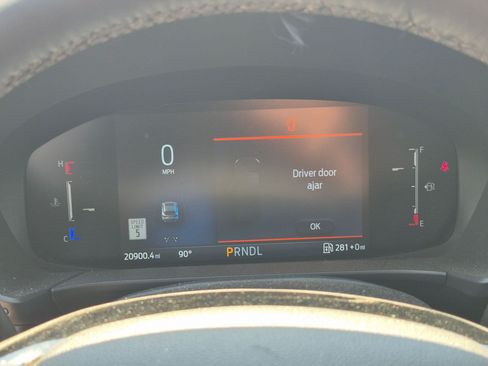 Used 2025 Ford Escape SE FWD image 22