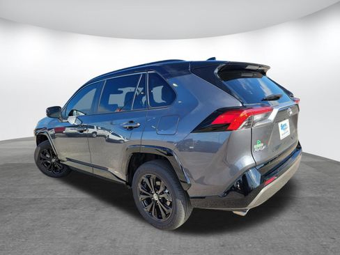 Used 2025 Toyota RAV4 XSE AWD/4WD image 7