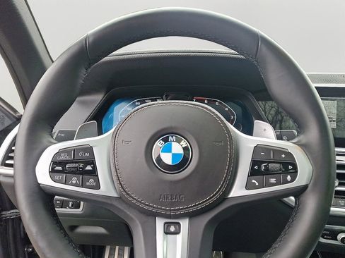 Used 2021 BMW X5 M50i w/ Executive Package image 20