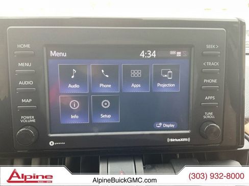 Used 2022 Toyota RAV4 XLE image 17