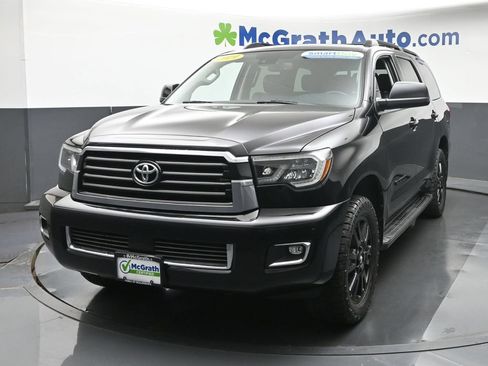 Used 2019 Toyota Sequoia TRD Sport w/ TRD Sport Premium Package AWD/4WD image 22