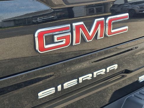 Used 2023 GMC Sierra 1500 Elevation w/ X31 Off-Road Package AWD/4WD image 29