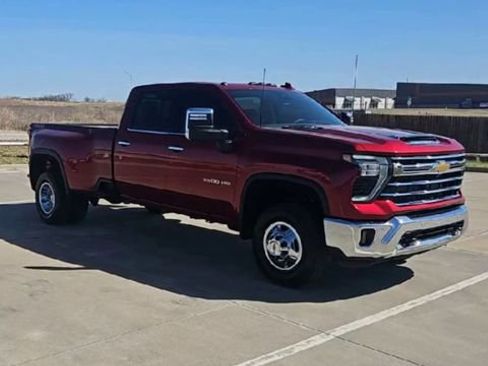 New 2026 Chevrolet Silverado 3500 LTZ w/ LTZ Convenience Package AWD/4WD image 2