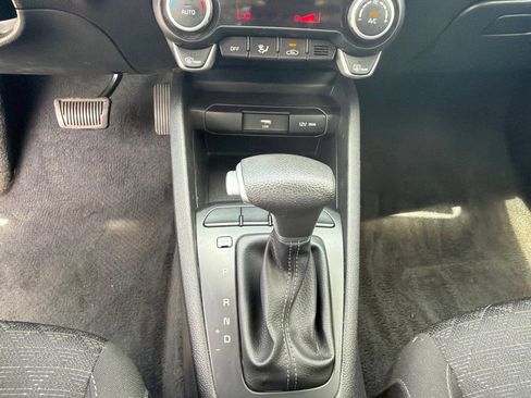 Used 2023 Kia Rio S w/ Technology Package FWD image 28