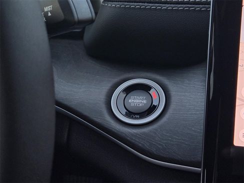 New 2025 Jeep Grand Cherokee Limited image 21