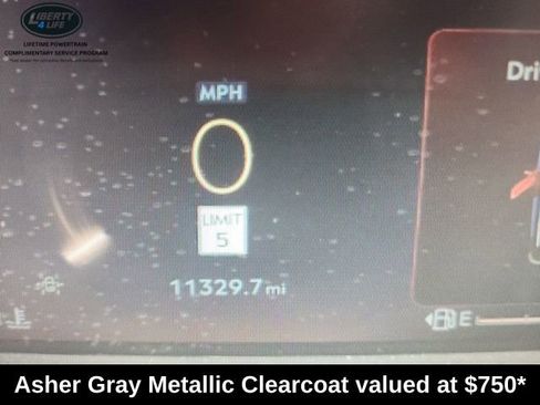 Used 2025 Lincoln Aviator Black Label image 2