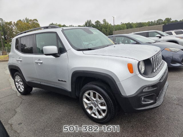 Used 2018 Jeep Renegade Latitude w/ Cold Weather Group AWD/4WD image 5