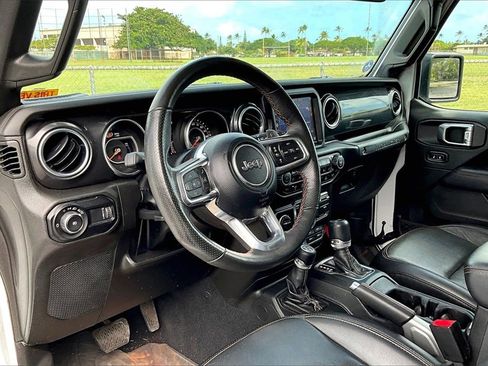 Used 2023 Jeep Wrangler Rubicon 392 w/ Trailer Tow Package image 13