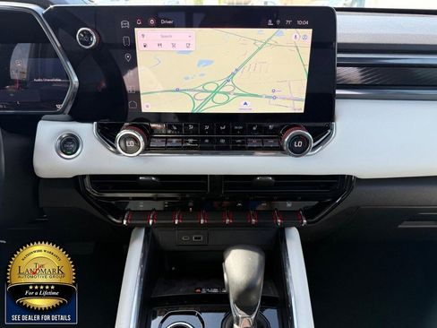 Used 2024 GMC Canyon AT4X AWD/4WD image 19