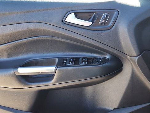 Used 2017 Ford Escape SE w/ SE Leather Comfort Package image 21