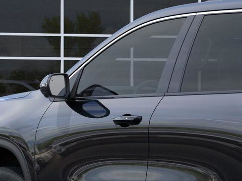 New 2025 GMC Acadia Elevation image 12