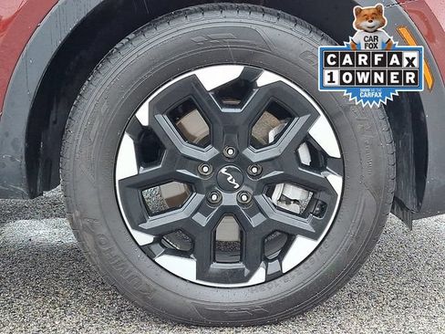 Used 2025 Kia Sorento S AWD/4WD image 12