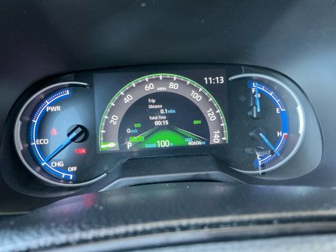 Used 2025 Toyota RAV4 XLE AWD/4WD image 10