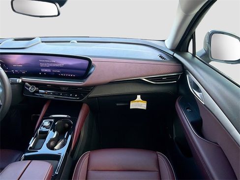 Used 2024 Buick Envision Sport Touring image 18