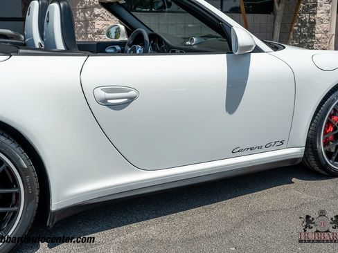 Used 2012 Porsche 911 Cabriolet image 37