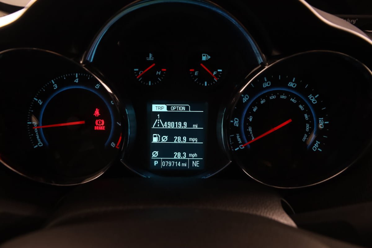Used 2014 Chevrolet Cruze LT w/ All-Star Edition FWD image 16
