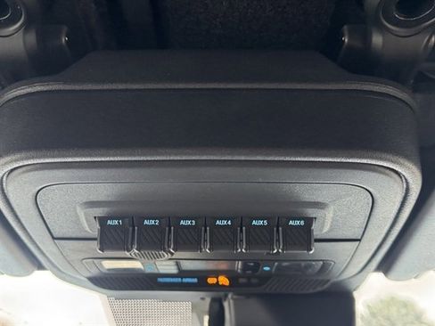 Used 2024 Ford Bronco Heritage Edition image 16