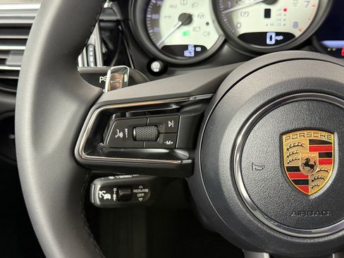 Certified 2026 Porsche Macan S AWD/4WD image 20