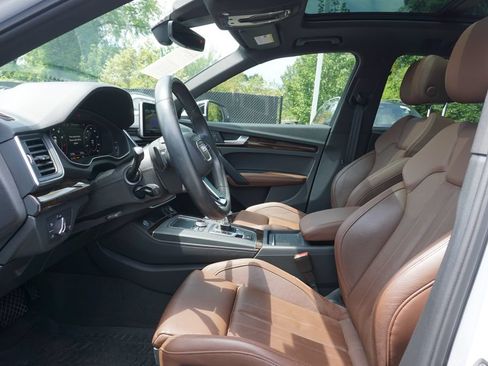 Used 2019 Audi Q5 2.0T Premium Plus AWD/4WD image 11