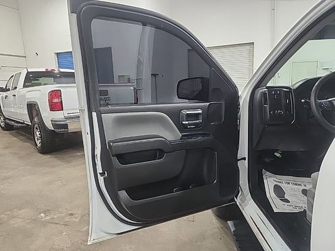 Used 2017 Chevrolet Silverado 1500 W/T w/ Trailering Package AWD/4WD image 29