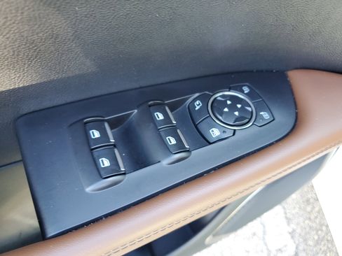 Certified 2023 Lincoln Nautilus Reserve image 18