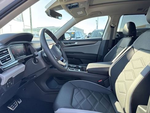New 2026 Volkswagen Atlas Peak Edition AWD/4WD image 12