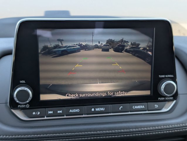 Used 2025 Nissan Rogue SV AWD/4WD image 18
