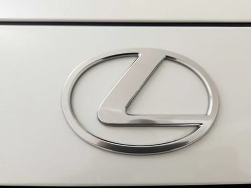 Used 2026 Lexus TX 500h AWD w/ Technology Package image 31