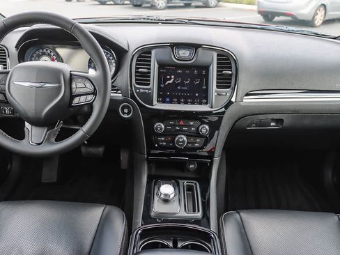 Used 2022 Chrysler 300 S w/ Comfort Group image 11