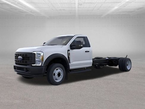 New 2026 Ford F450 XL RWD image 2