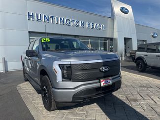 Used 2025 Ford F150 Lightning XLT video 1