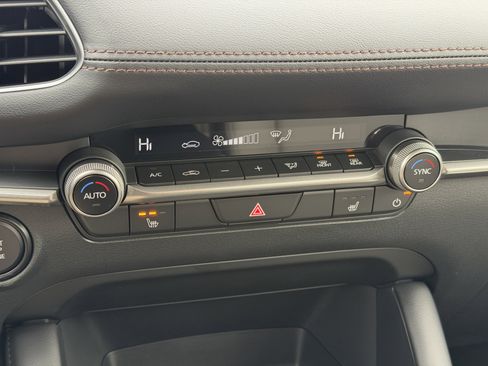 New 2026 MAZDA MAZDA3 2.5 S Sedan w/ Preferred Pkg image 10