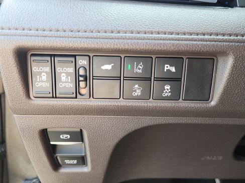 Used 2019 Honda Odyssey Elite image 19