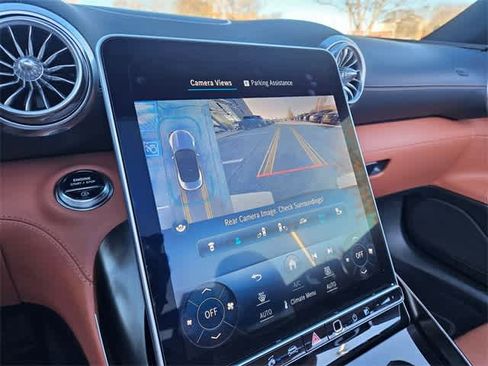 Used 2023 Mercedes-Benz SL 55 AMG 4MATIC image 29