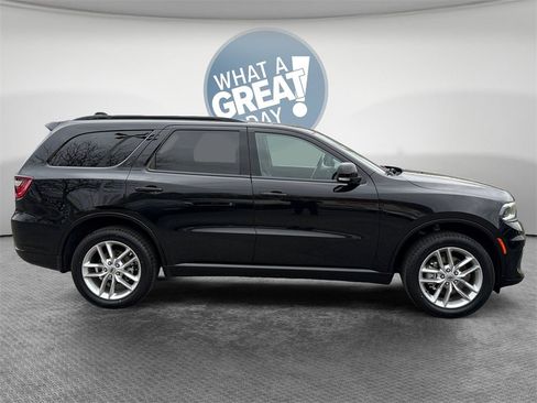 Used 2022 Dodge Durango GT image 2