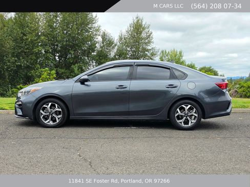 Used 2019 Kia Forte LXS FWD image 3